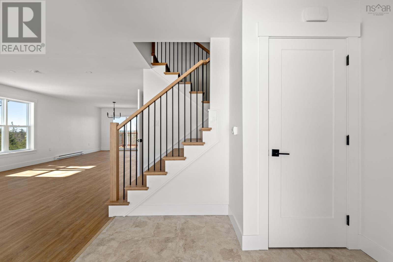 Property 24 of 34 of 141 Hideaway Trail