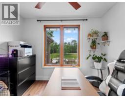 49 Gill Road, Grand Bend, ON N0M1T0 Photo 26