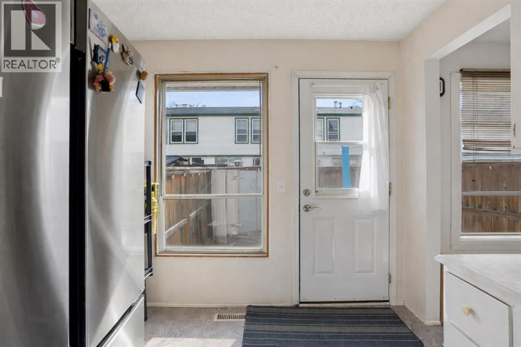 Single Family House for Sale in   Pennsylvania Road SE Penbrooke Meadows Calgary 