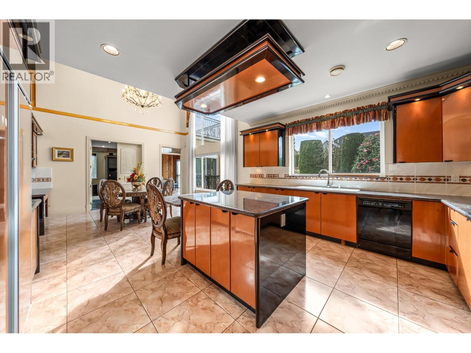 7460 BROADMOOR Boulevard, Richmond