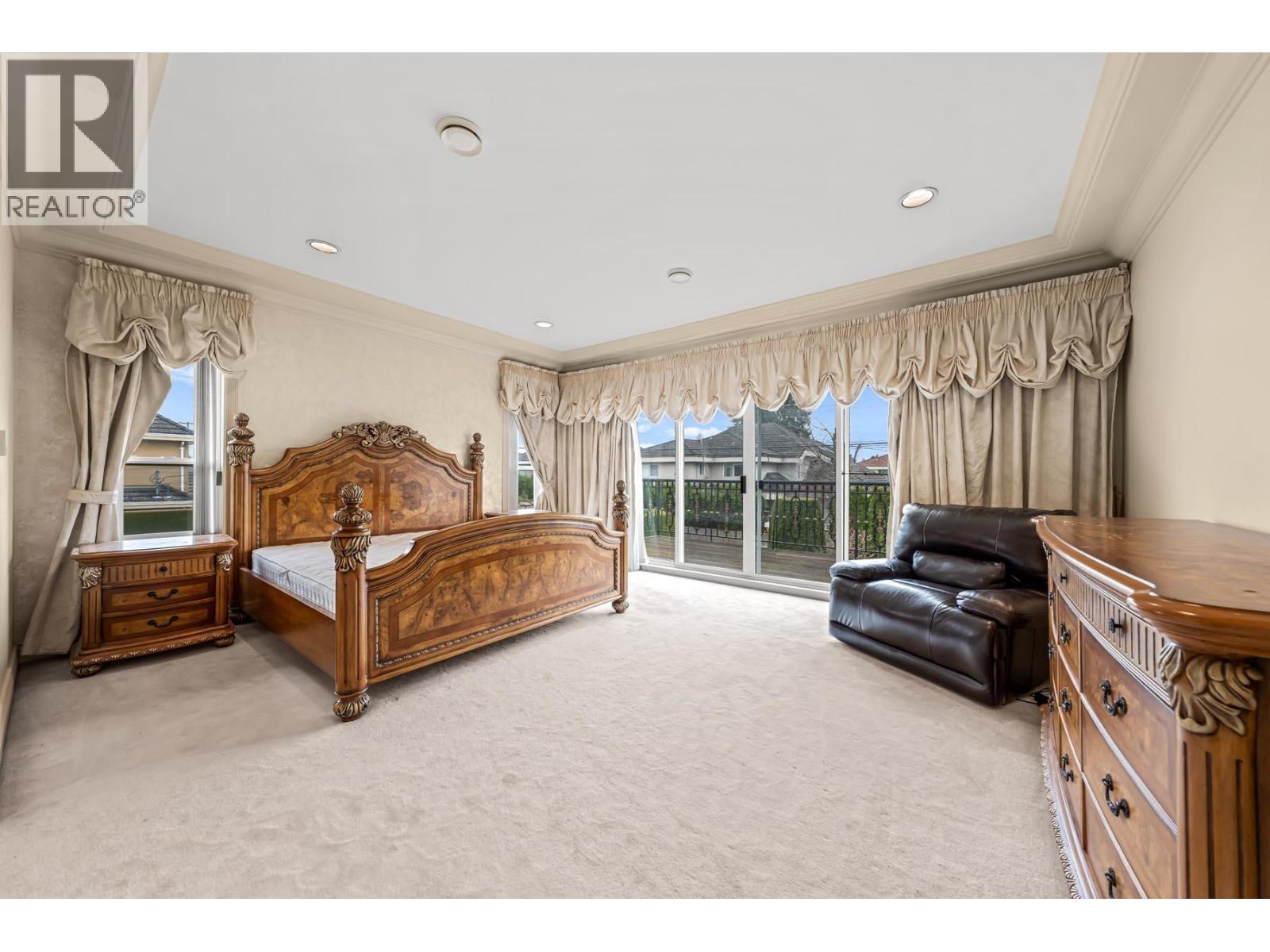 7460 BROADMOOR Boulevard, Richmond