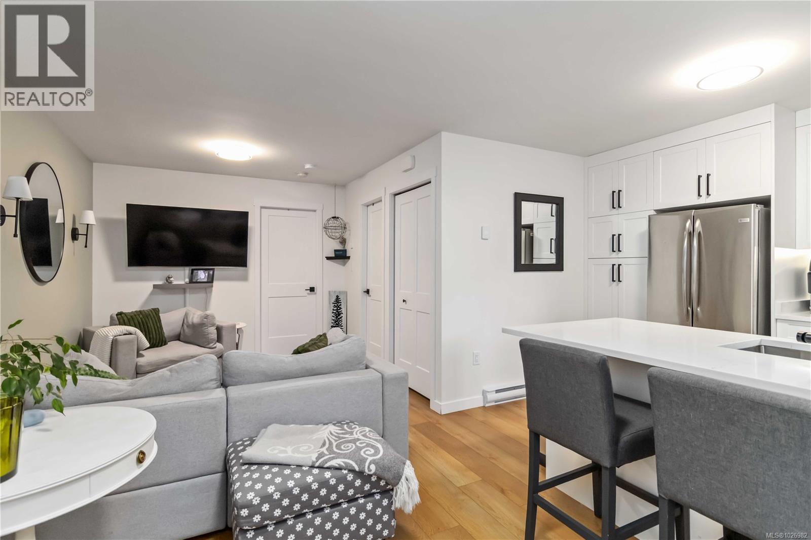 991 SPRINGHILL RD - 43