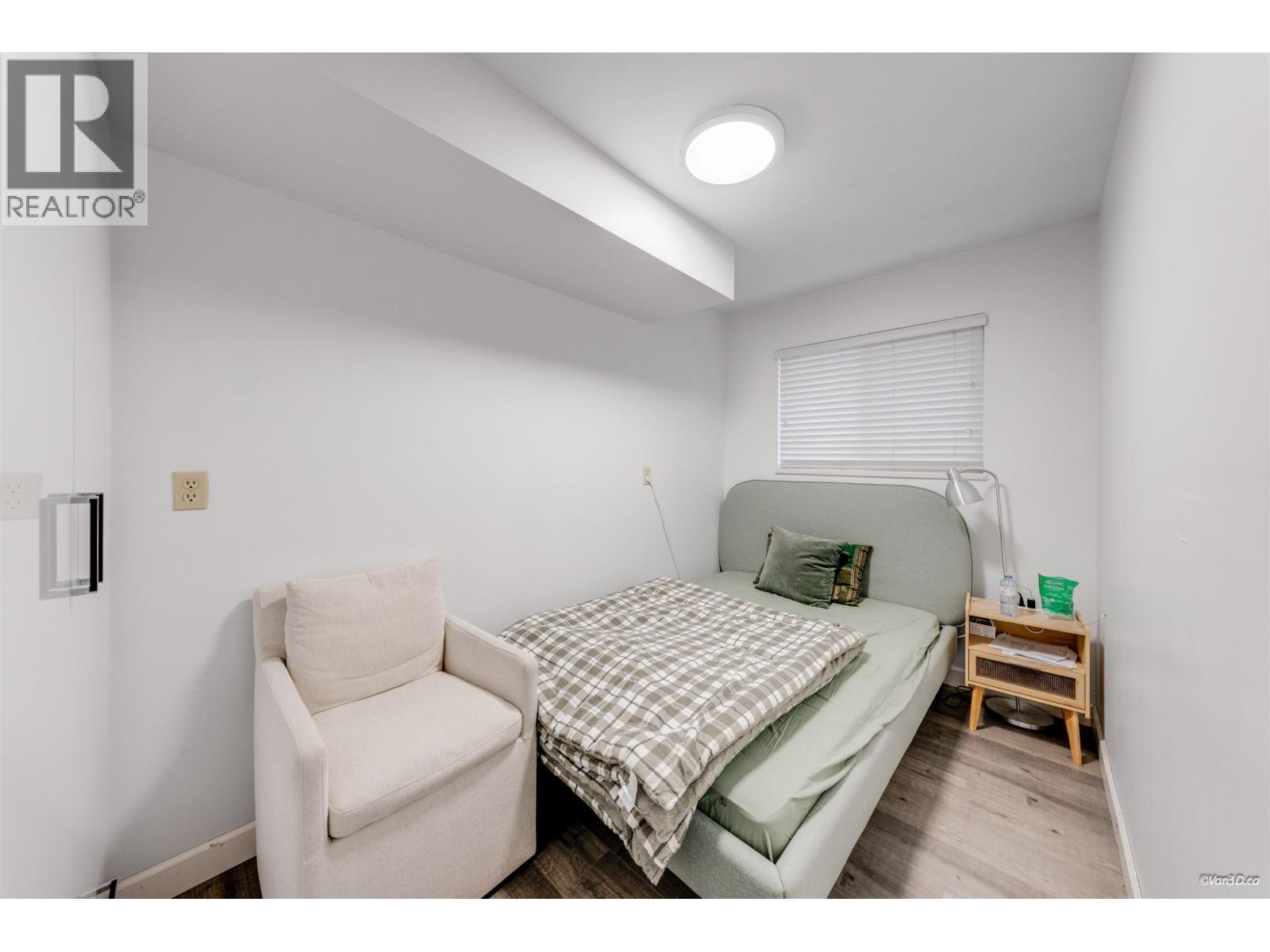 249 PEMBINA STREET, New Westminster