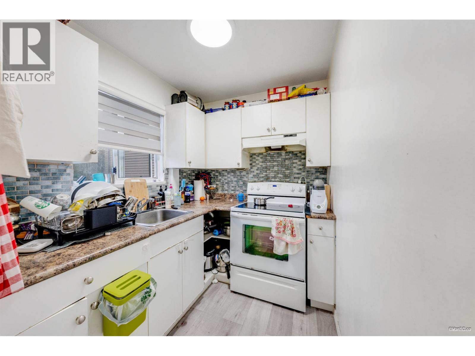 249 PEMBINA STREET, New Westminster