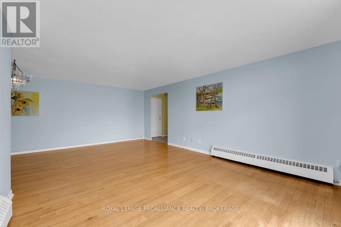 604 - 1 MOWAT AVENUE, Kingston (Central City West), Ontario, M7M1J8 — Photo 8