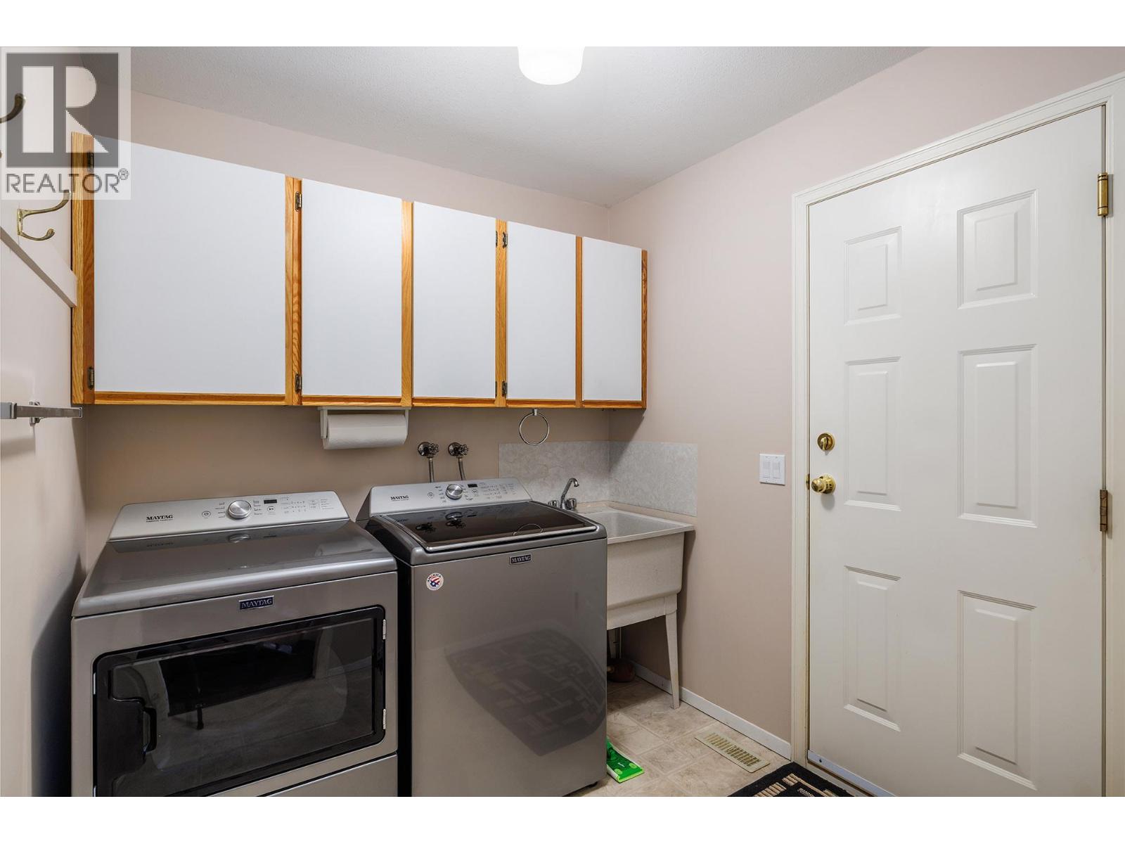 1693 Newport Road, West Kelowna