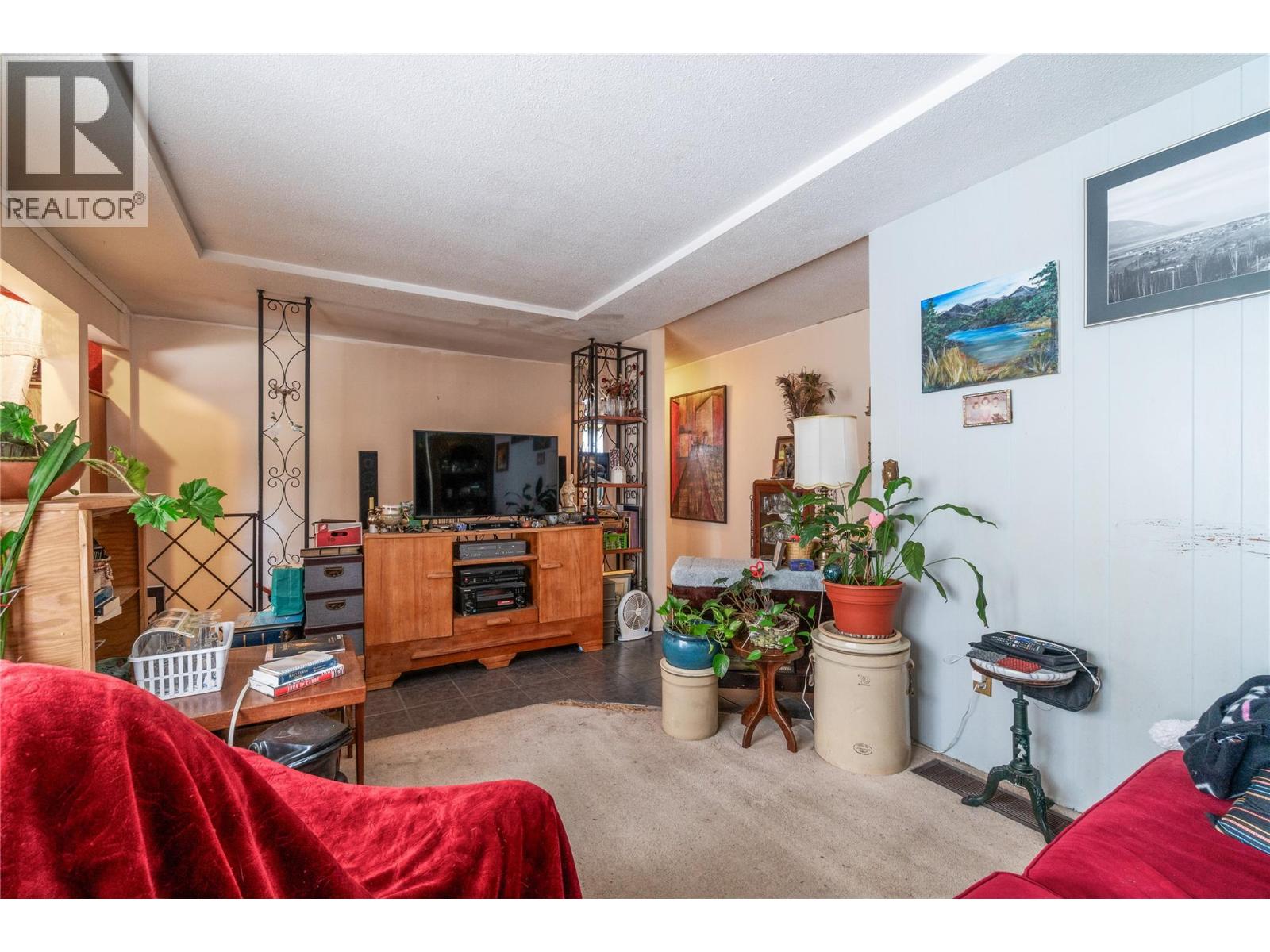 4841 5 Avenue SW, Salmon Arm