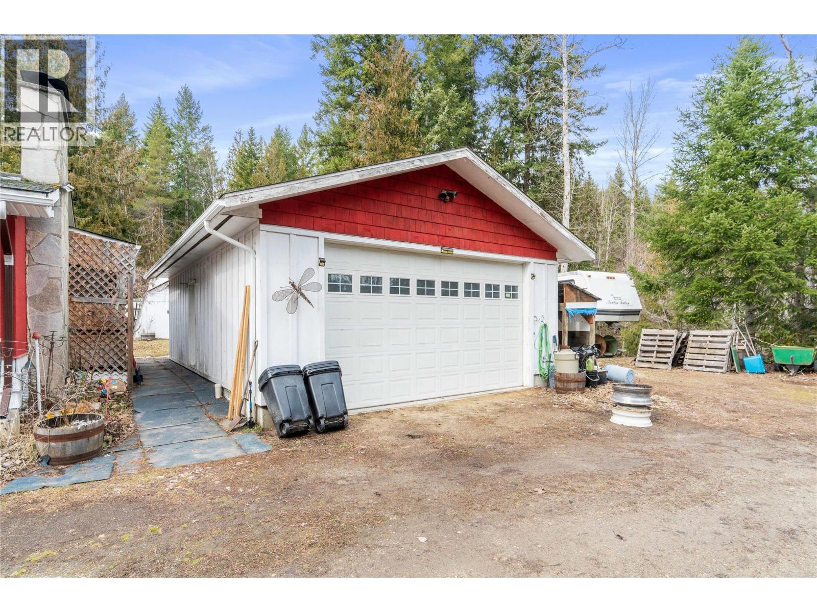 4841 5 Avenue SW, Salmon Arm