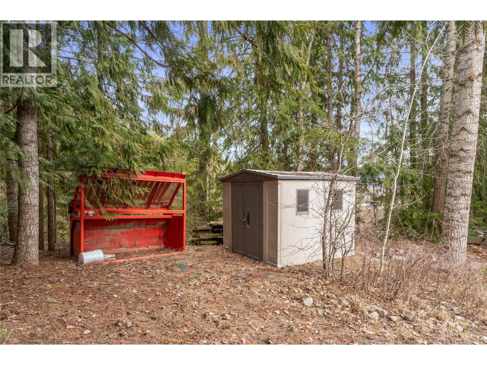 4841 5 Avenue SW, Salmon Arm