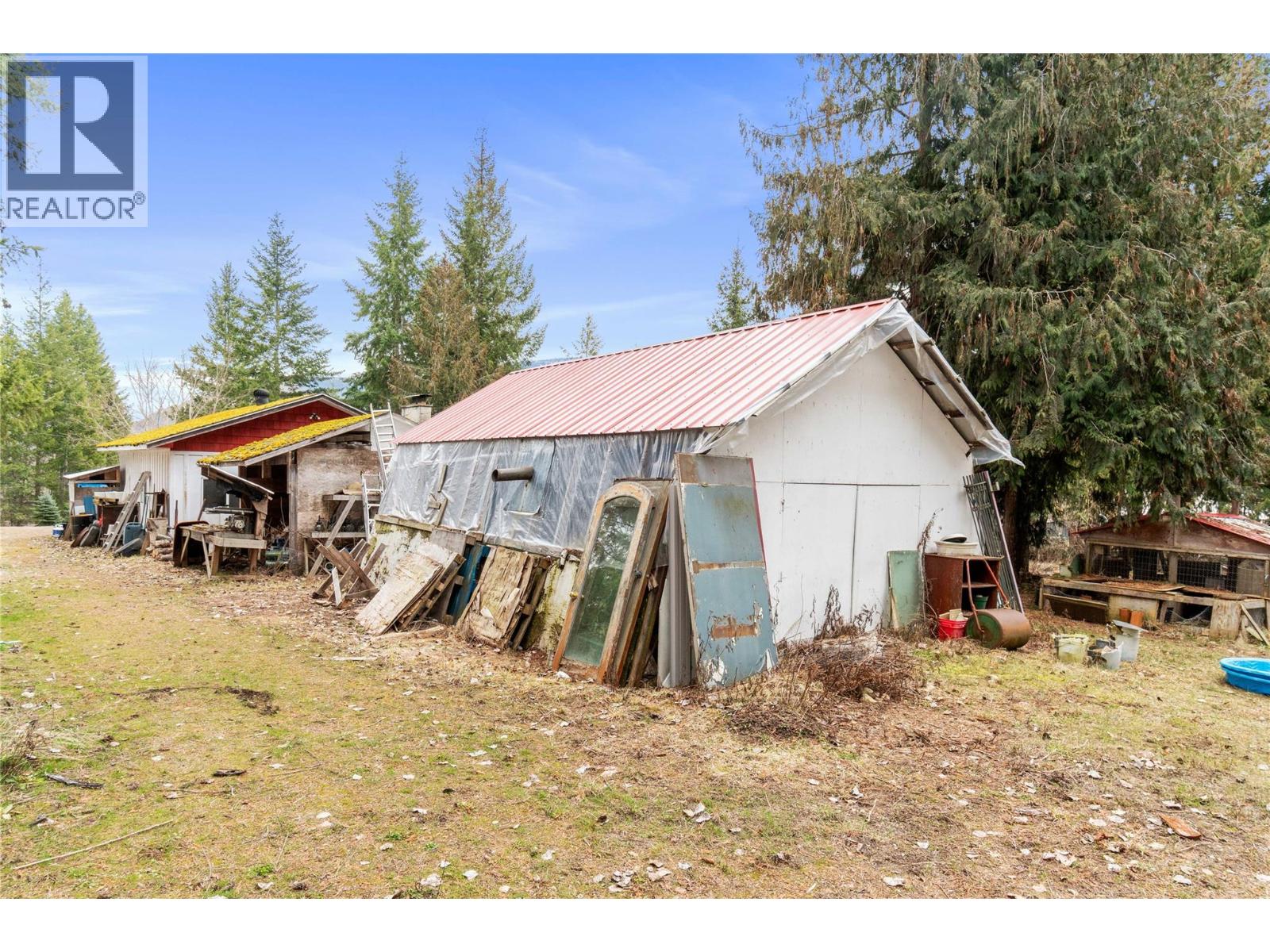 4841 5 Avenue SW, Salmon Arm