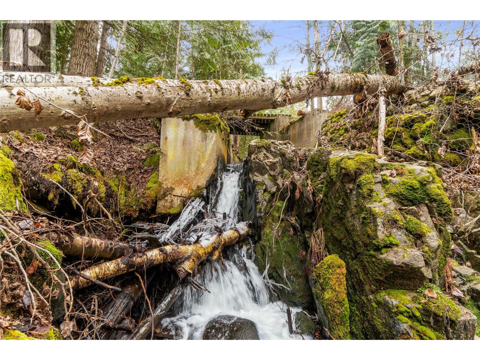 4841 5 Avenue SW, Salmon Arm