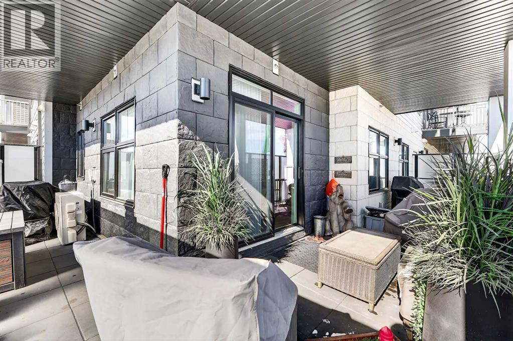 102, 255 Les Jardins Park SE, Calgary, Alberta