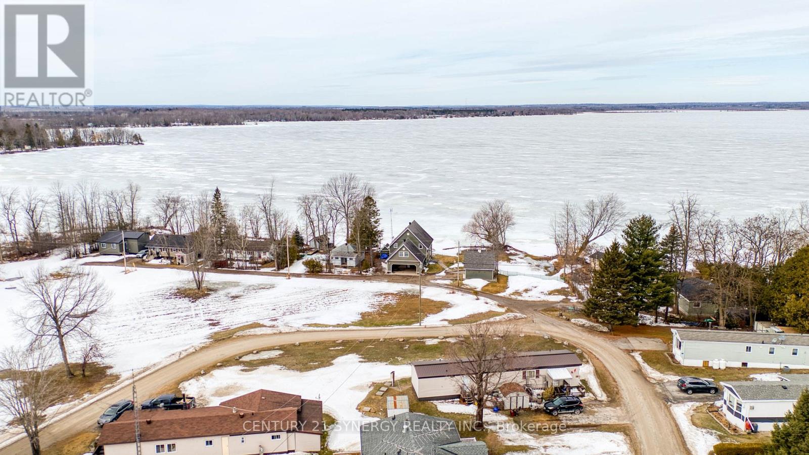204 HILLVIEW ROAD - 16