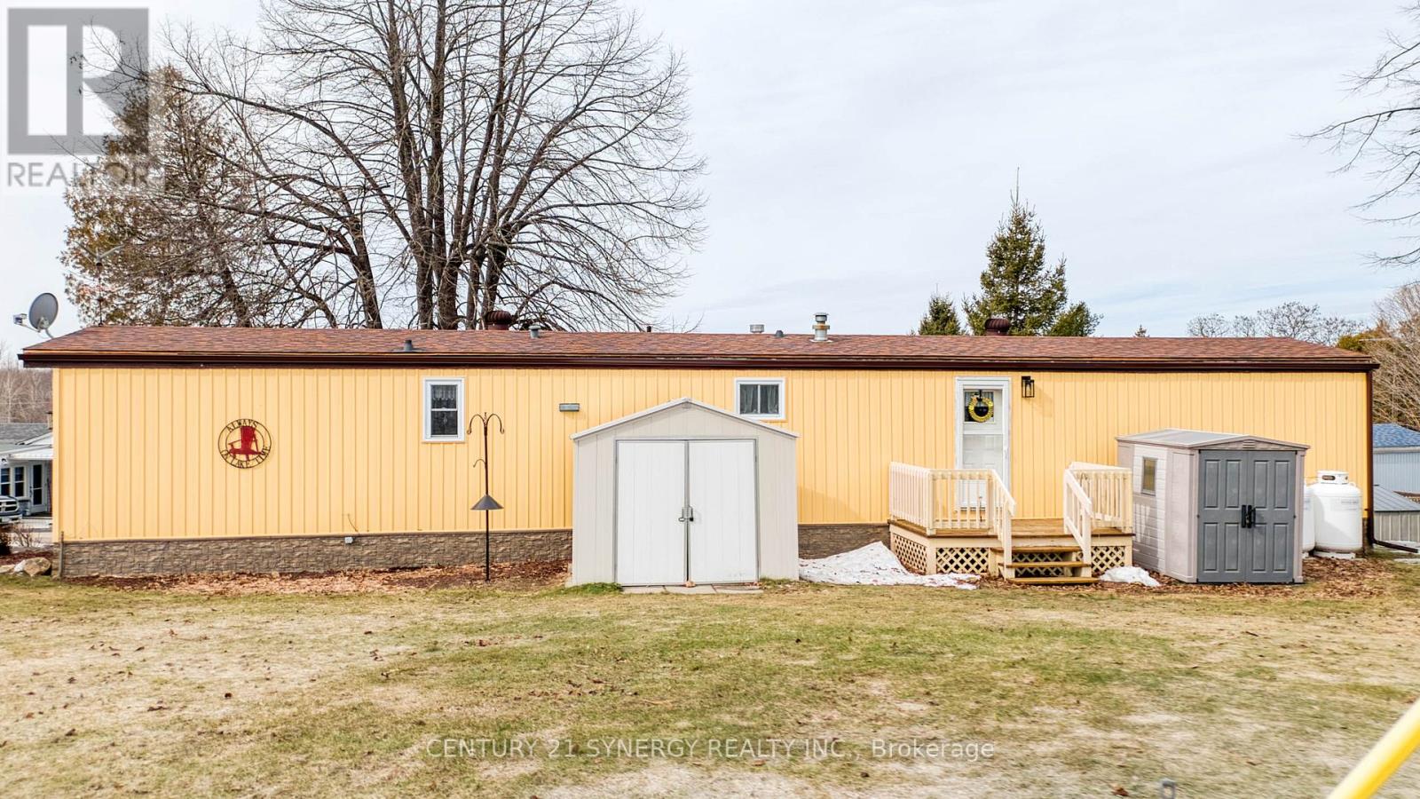 204 HILLVIEW ROAD - 28