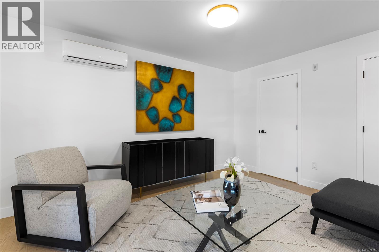 #101 2629 MILLSTREAM RD - 11