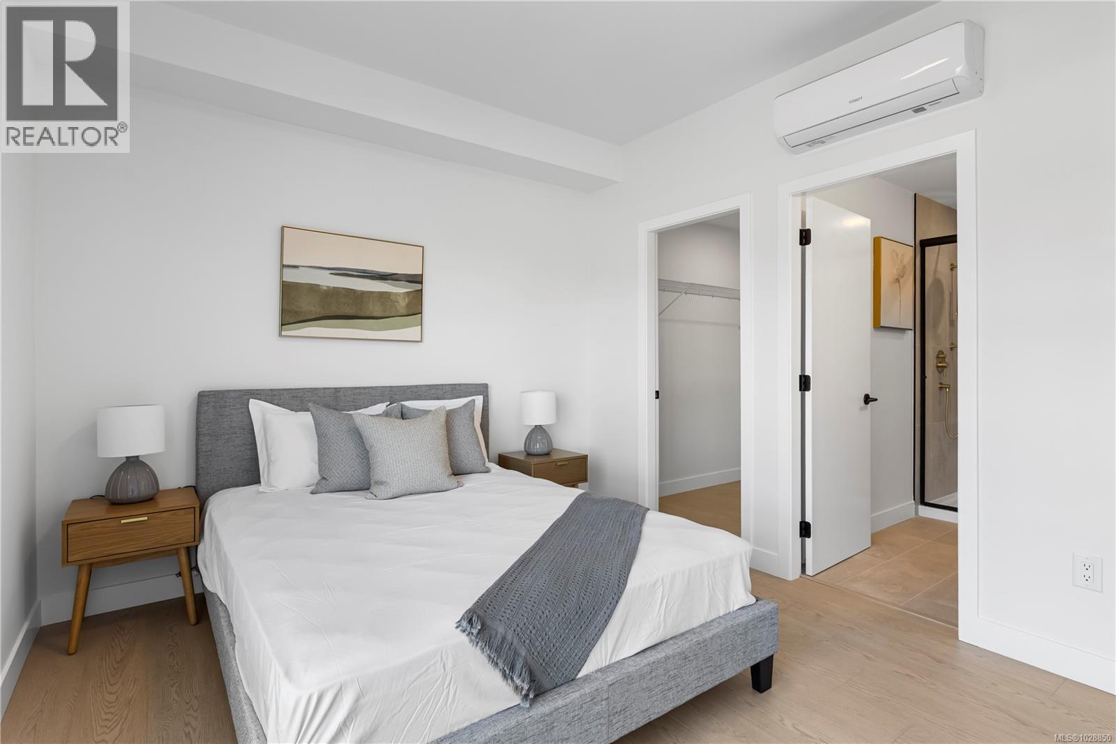 #101 2629 MILLSTREAM RD - 26