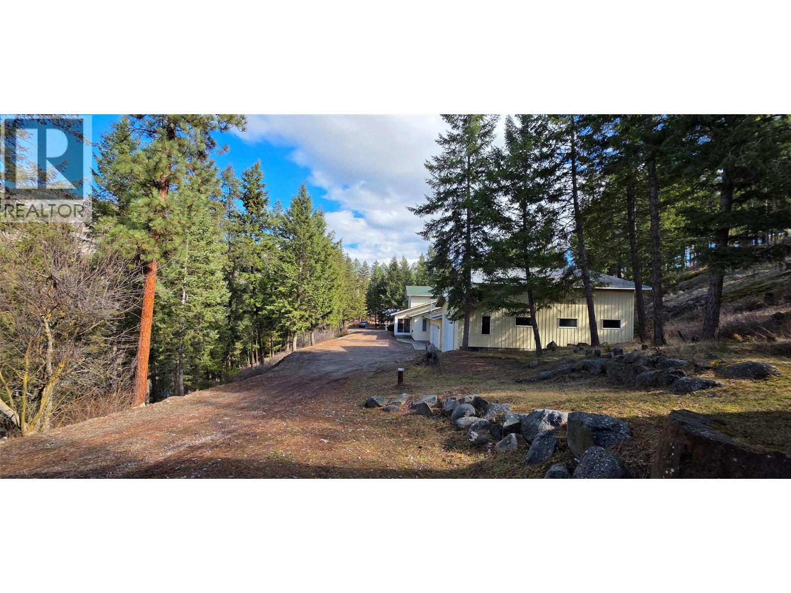 3400 Highway 3, Rock Creek