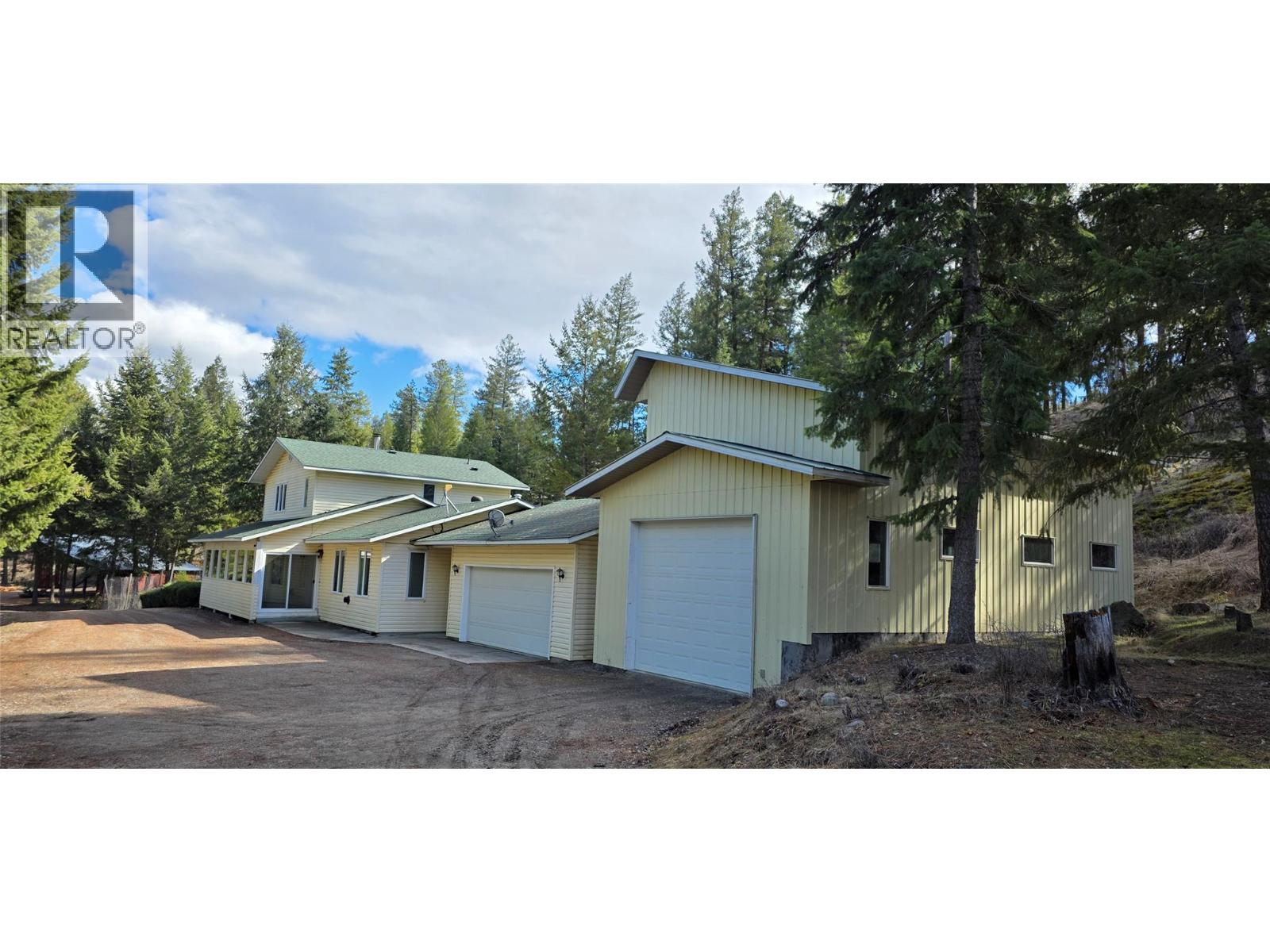 3400 Highway 3, Rock Creek