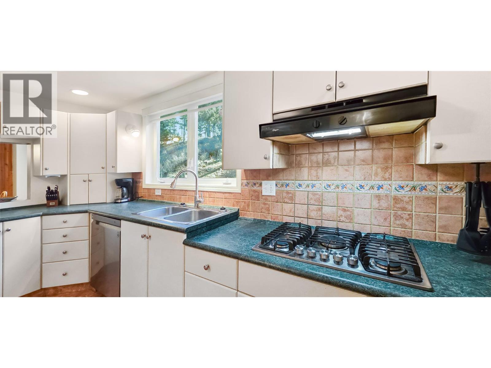 3400 Highway 3, Rock Creek