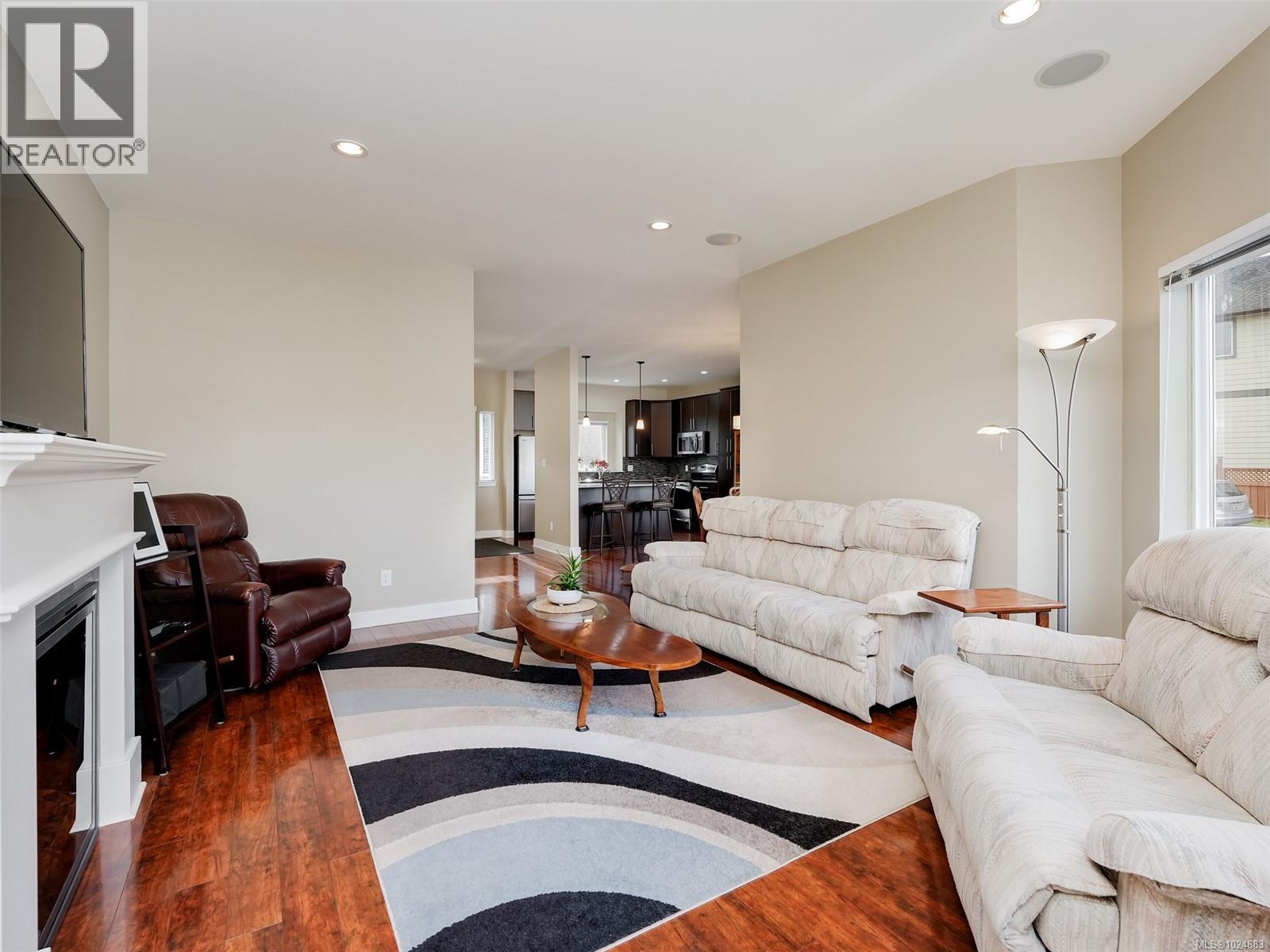 1236 Freshwater Cres, Langford