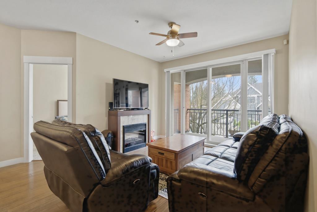 209 33545 RAINBOW AVENUE, Abbotsford