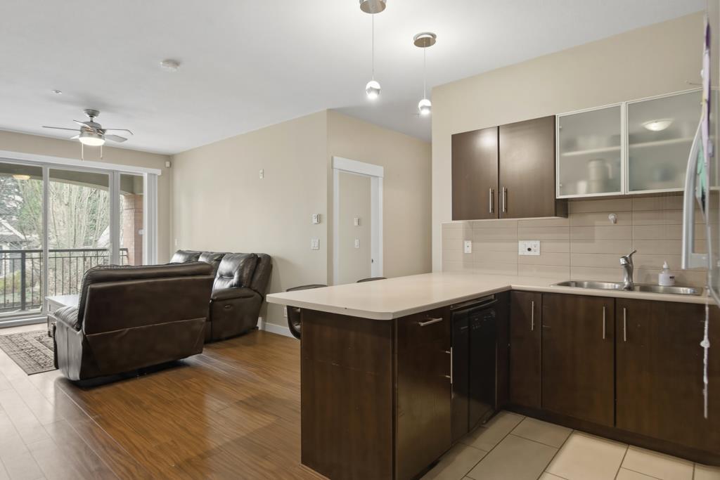 209 33545 RAINBOW AVENUE, Abbotsford