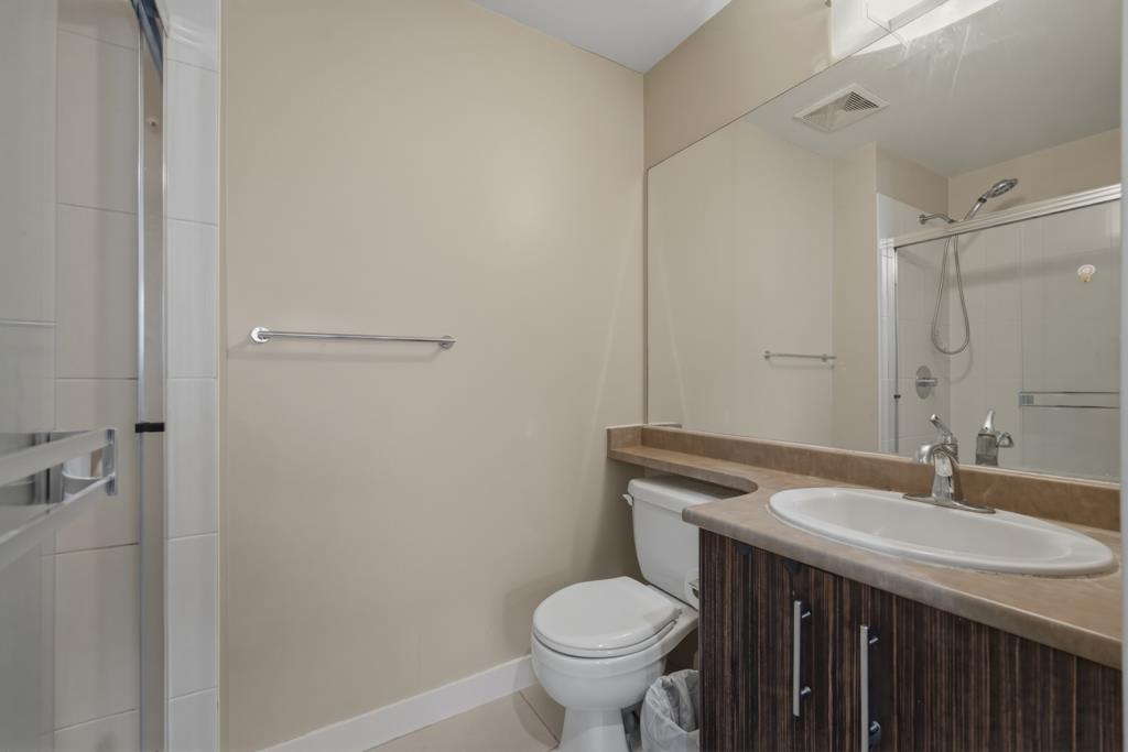 209 33545 RAINBOW AVENUE, Abbotsford