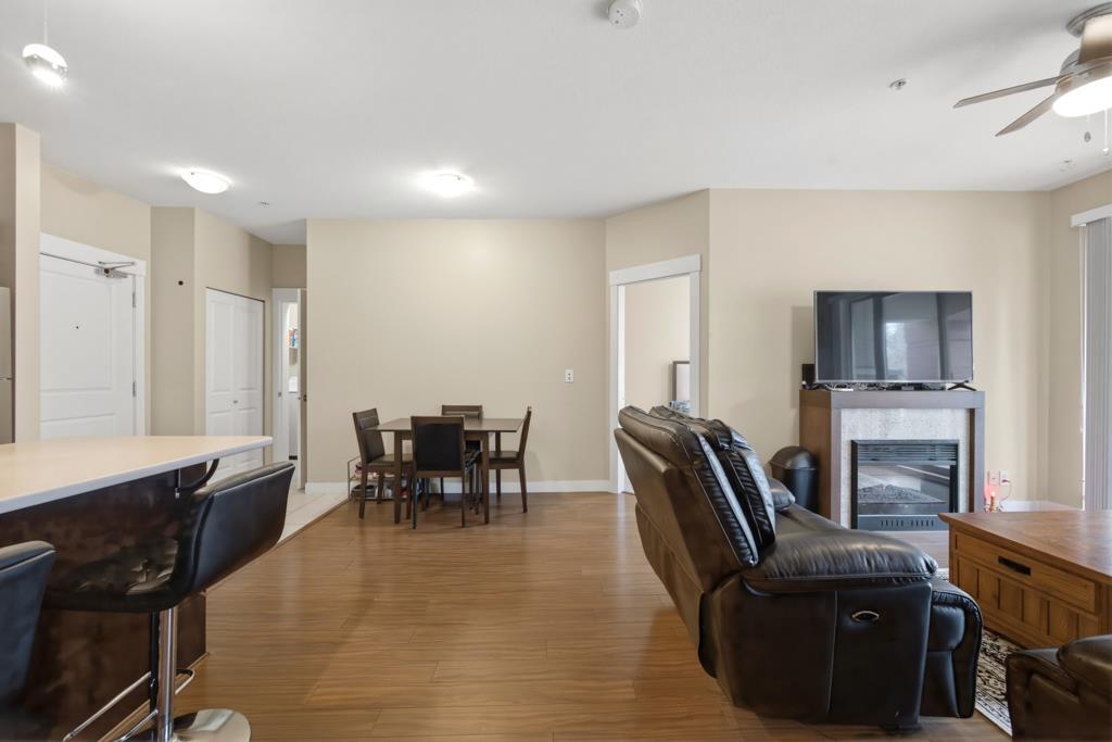 209 33545 RAINBOW AVENUE, Abbotsford