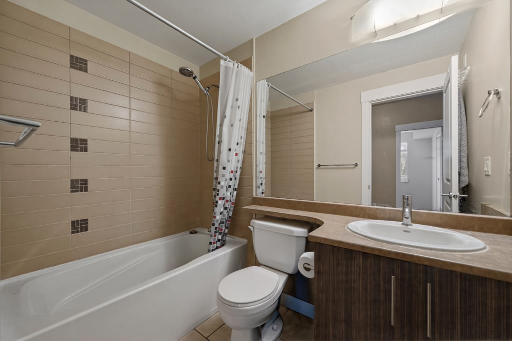 209 33545 RAINBOW AVENUE, Abbotsford