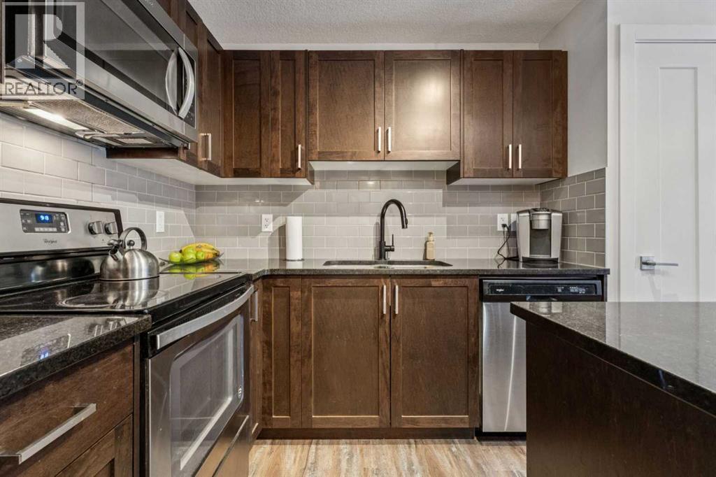 Single Family House for Sale in  Sage Bluff Circle NW Sage Hill Calgary 