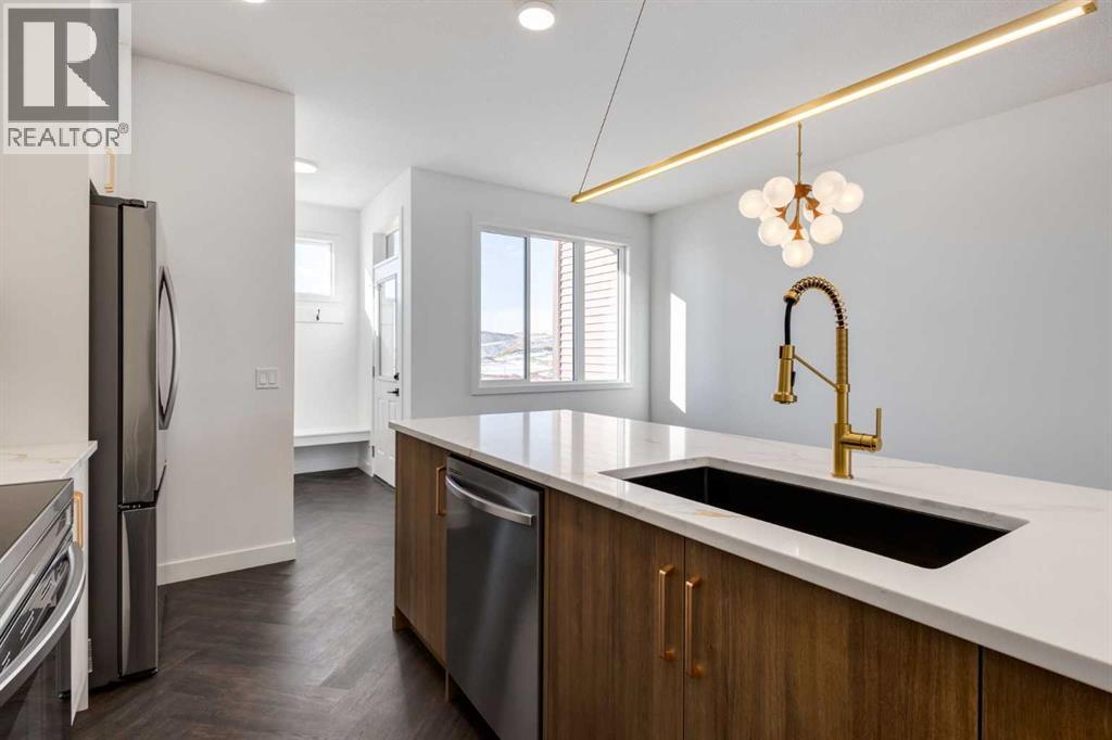 90 Agate Road, Cochrane