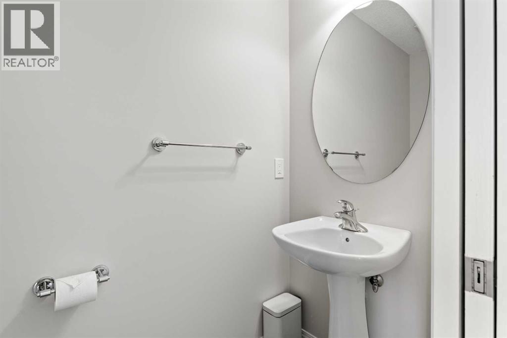 Single Family House for Sale in    Street SW Richmond Calgary 