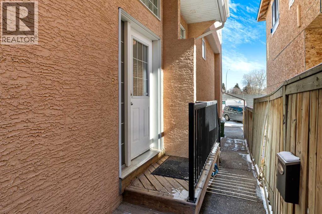 Single Family House for Sale in    Street SW Richmond Calgary 