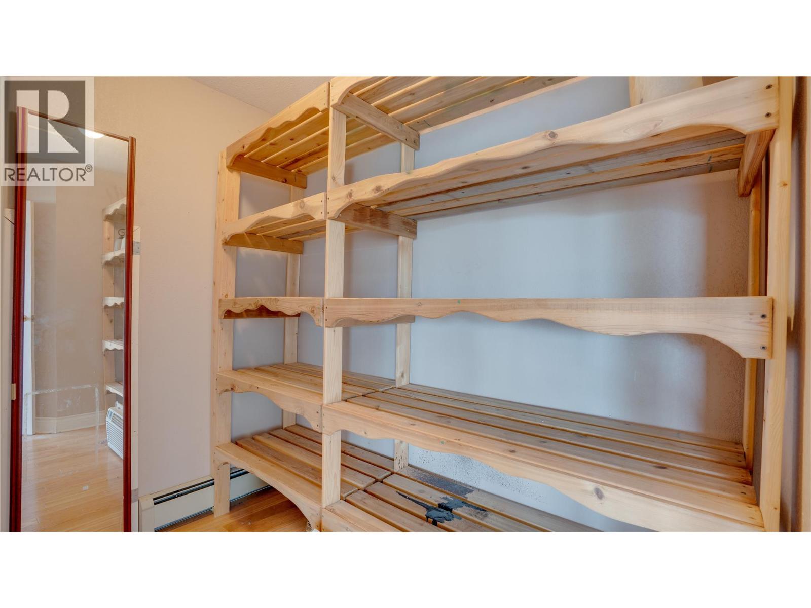 5580 Back Enderby Road - 25