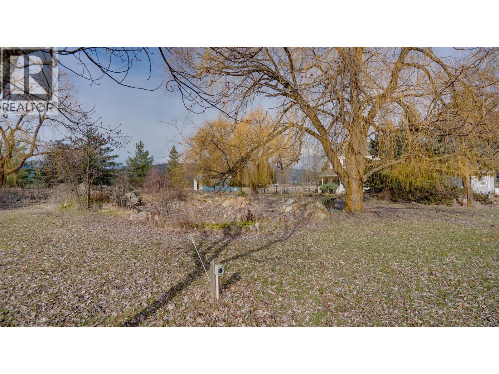  5580 Back Enderby Road, Spallumcheen