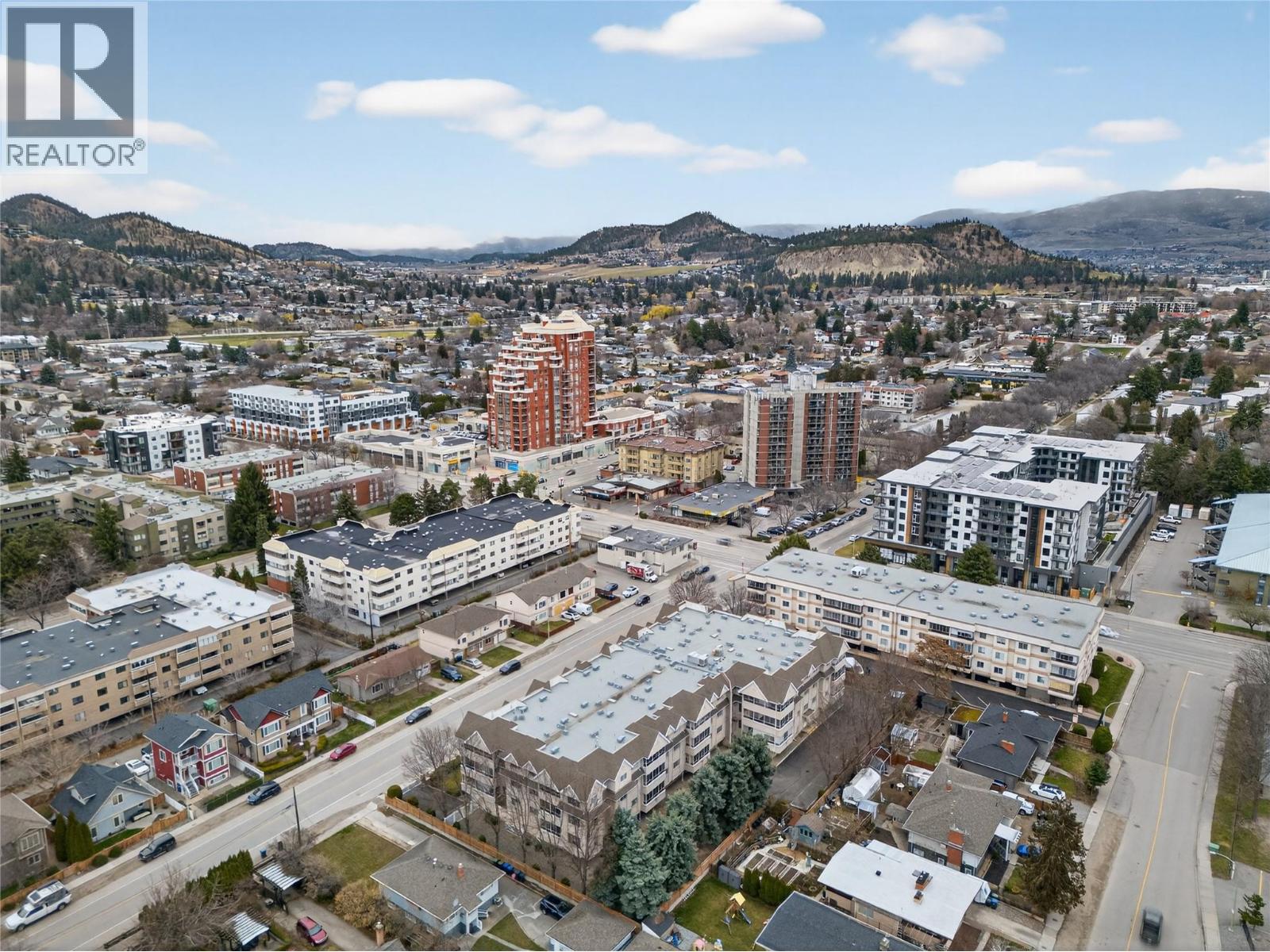 #101 1055 Lawrence Avenue - 31