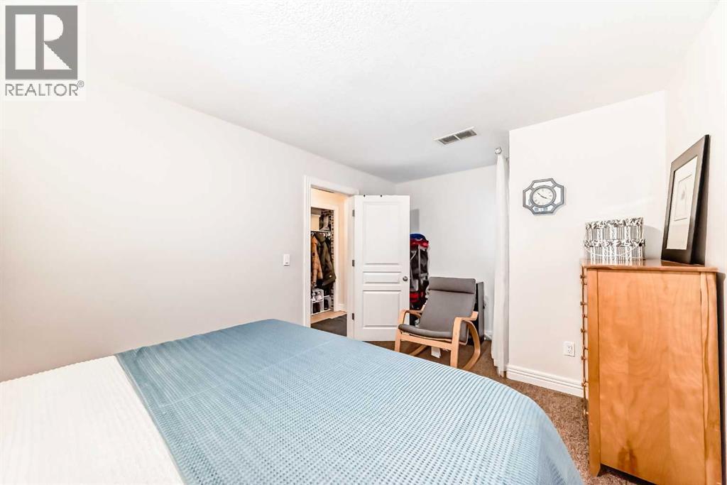 Single Family House for Sale in   Glamis Green SW Glamorgan Calgary 