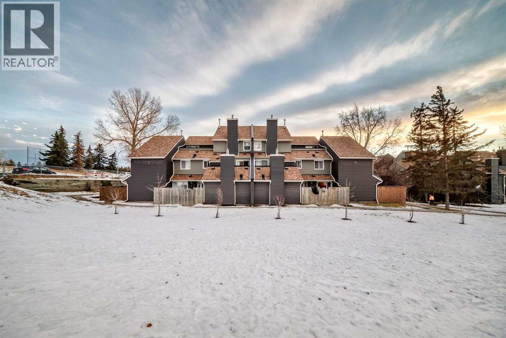 Single Family House for Sale in   Glamis Green SW Glamorgan Calgary 