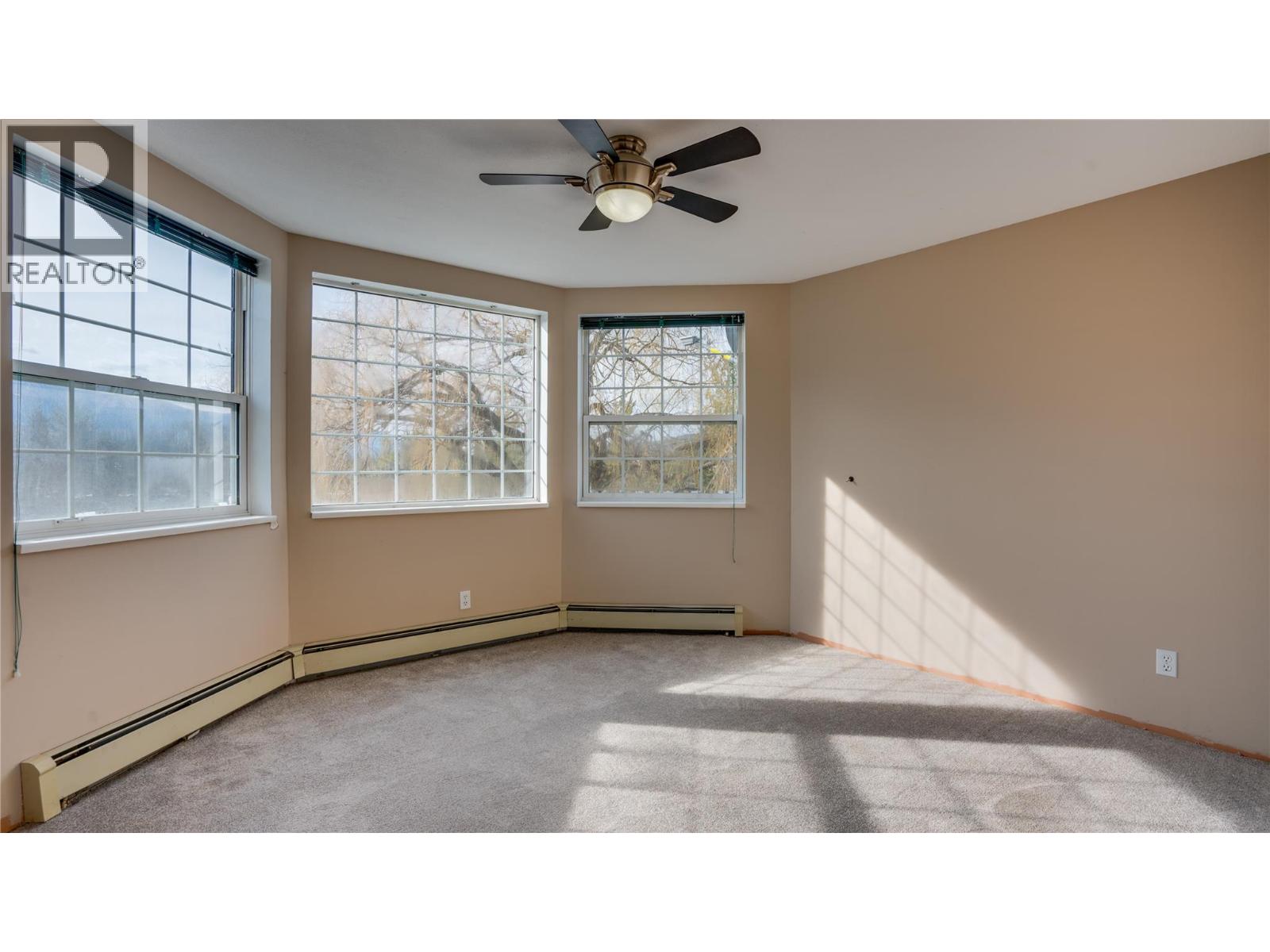  5580 Back Enderby Road, Spallumcheen