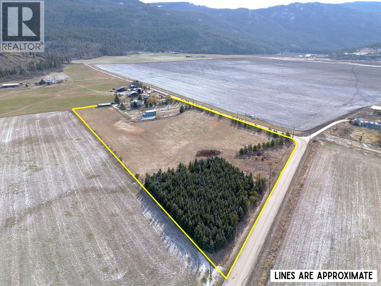  5580 Back Enderby Road, Spallumcheen