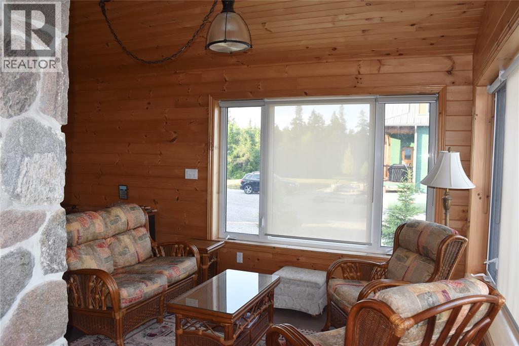 64 BAISE AVENUE - 12