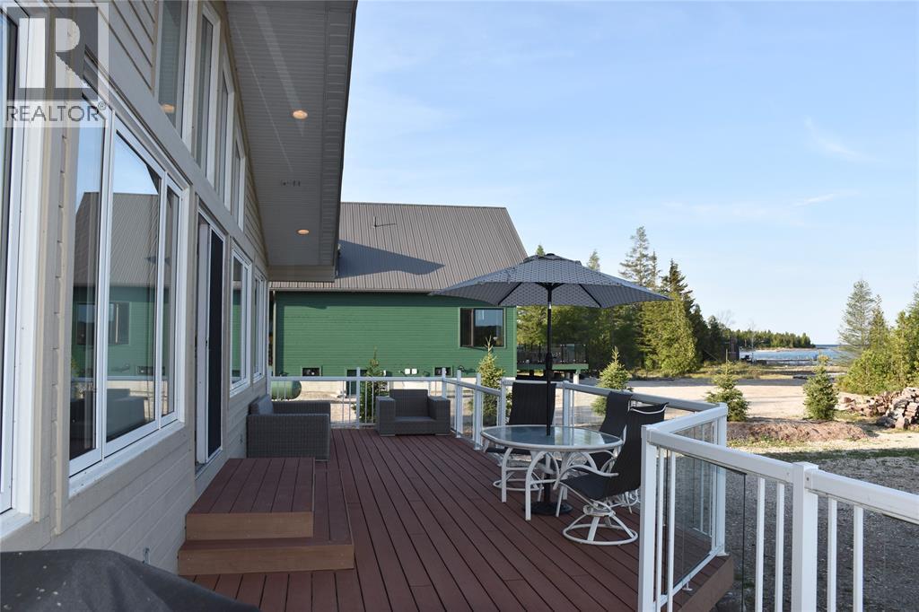 64 BAISE AVENUE - 3