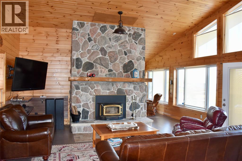 64 BAISE AVENUE - 8