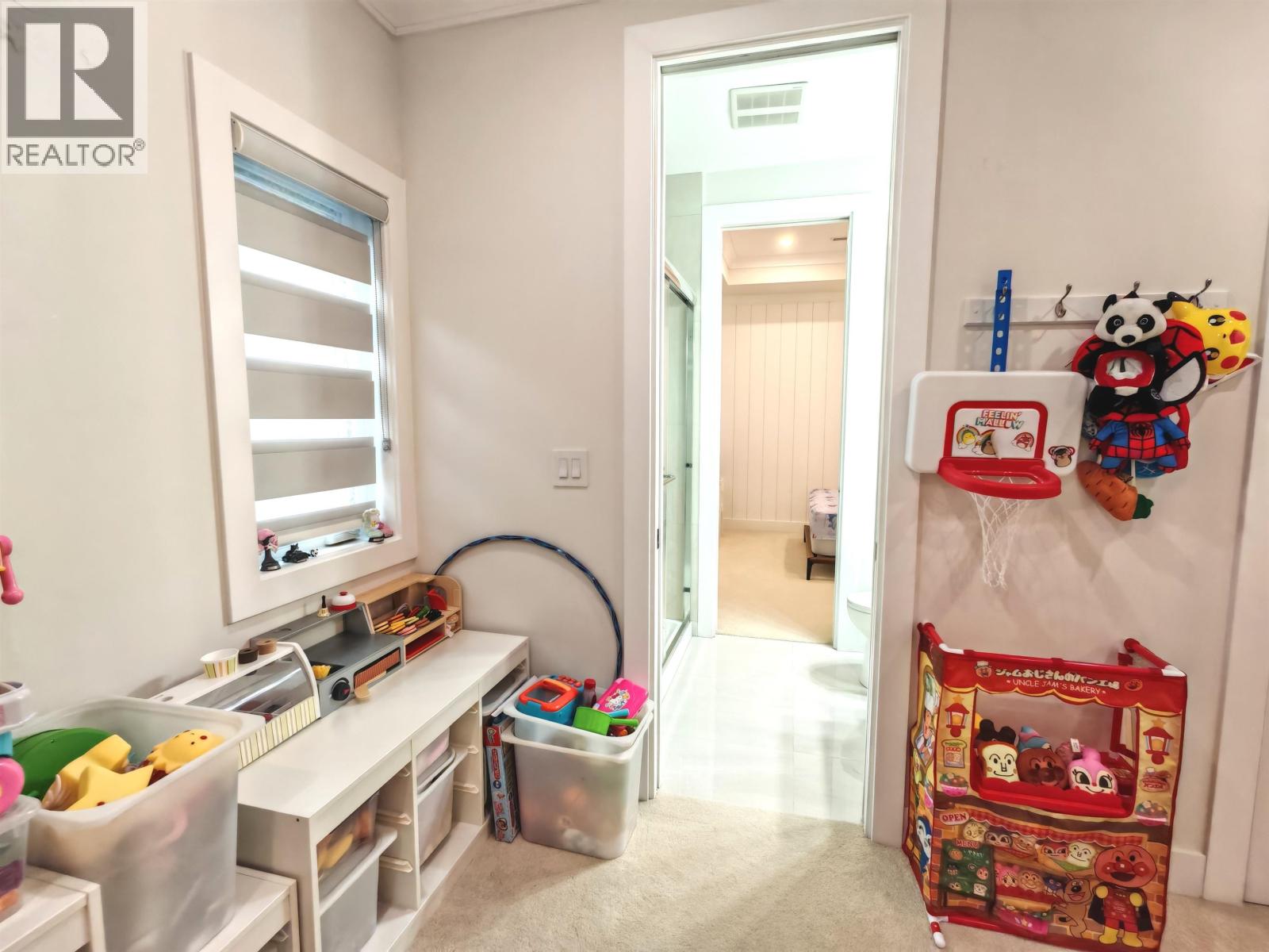 2280 MCLENNAN Avenue, Richmond