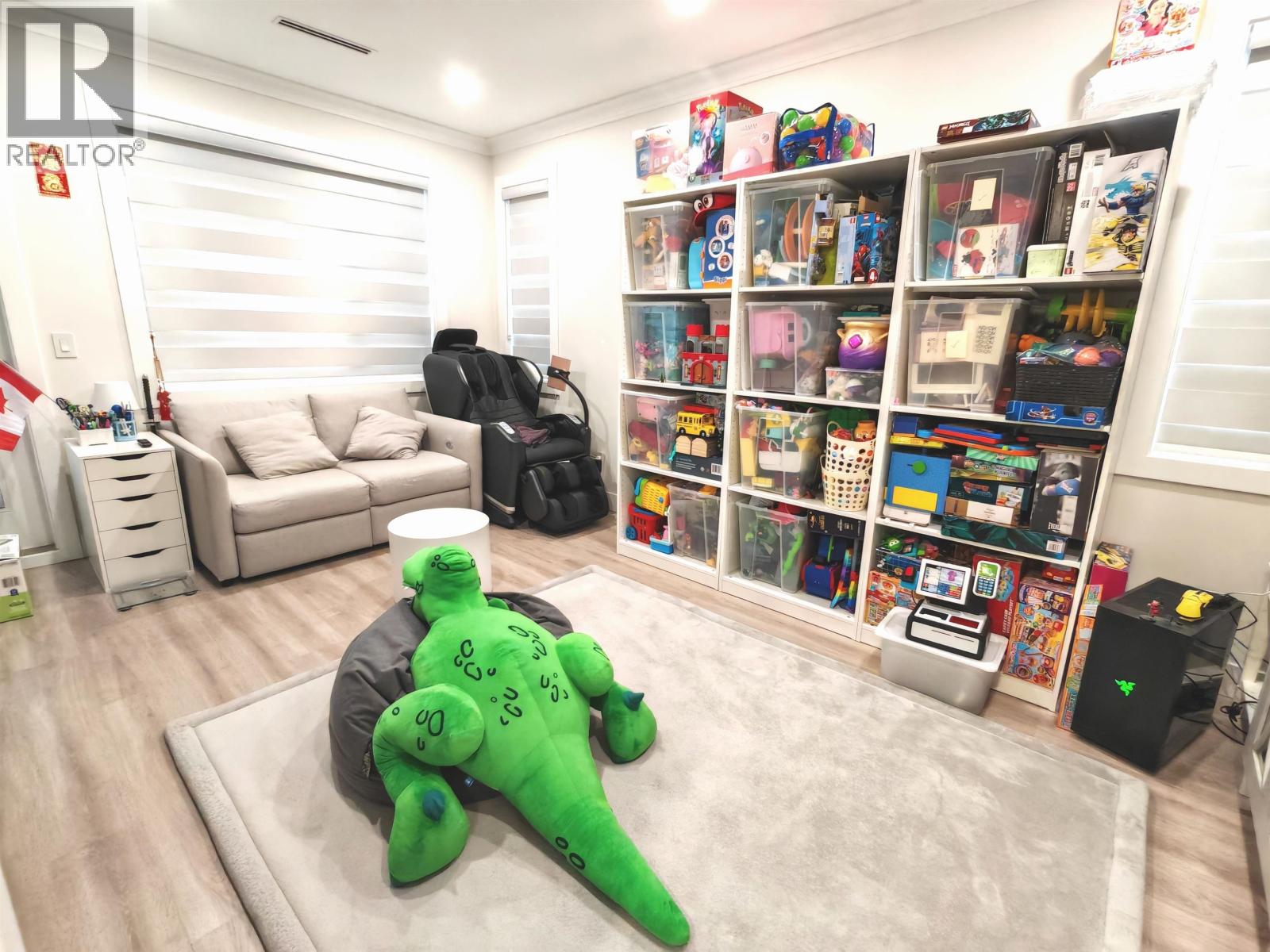 2280 MCLENNAN Avenue, Richmond