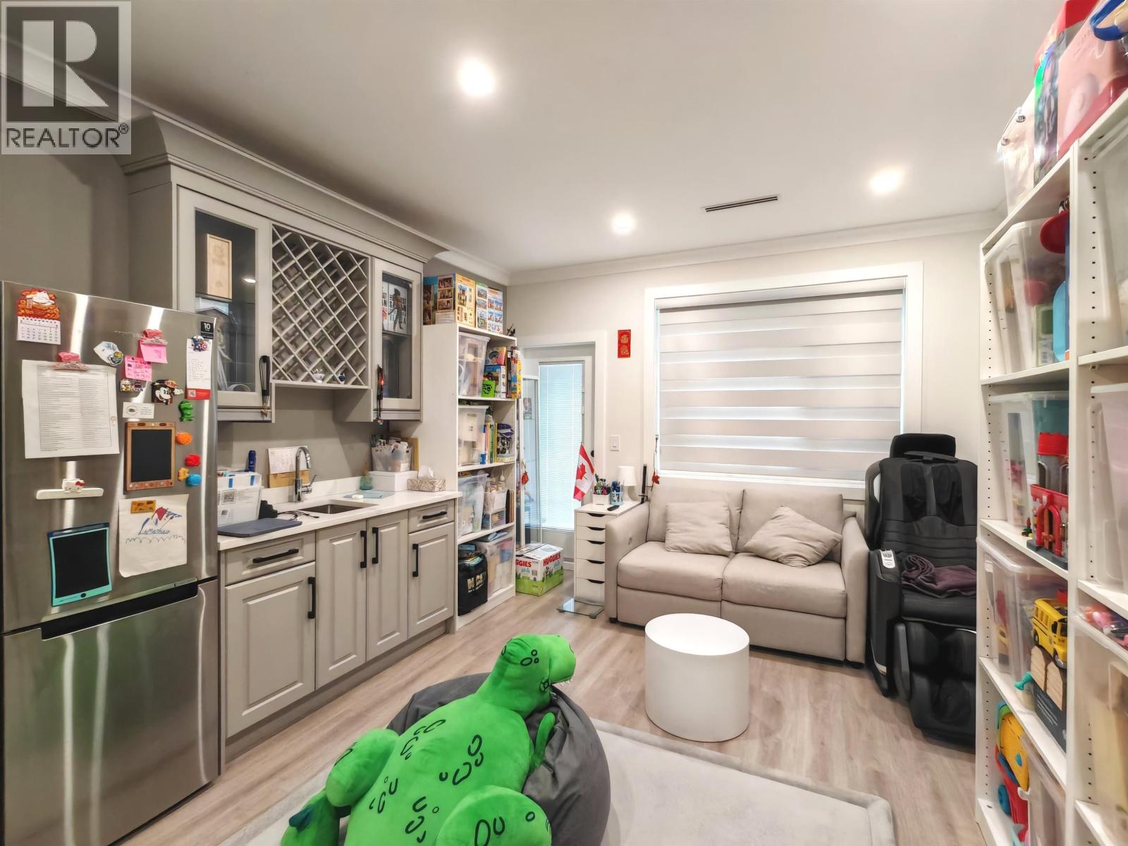 2280 MCLENNAN Avenue, Richmond