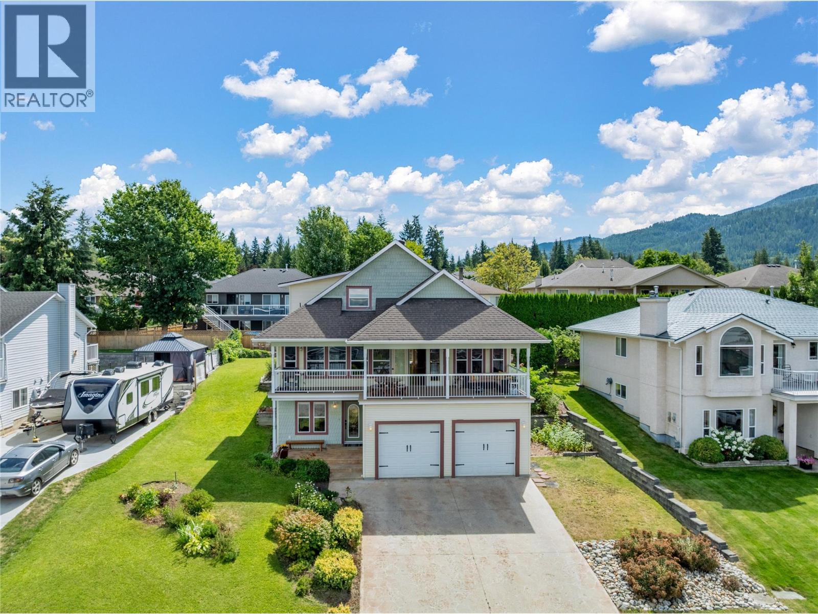 2500 4th Avenue SE, Salmon Arm