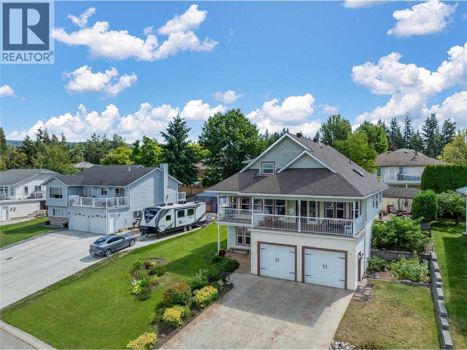 2500 4th Avenue SE, Salmon Arm