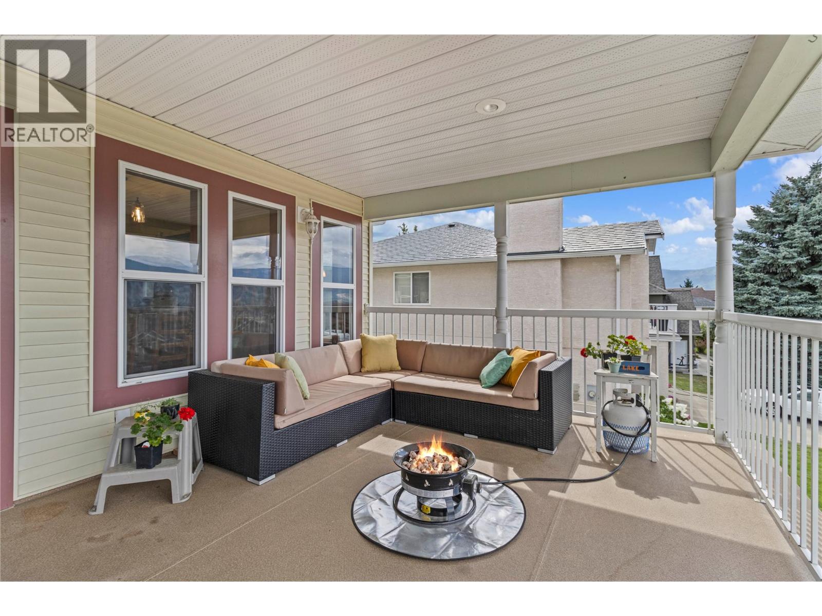 2500 4th Avenue SE, Salmon Arm