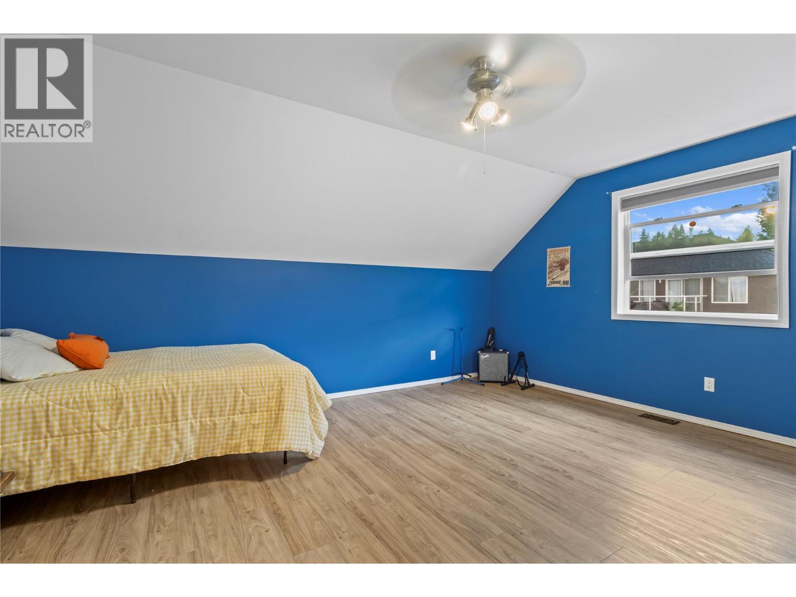 2500 4th Avenue SE, Salmon Arm